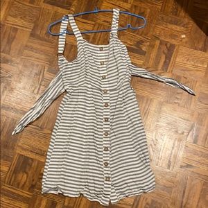 Tie Back American Eagle Dress